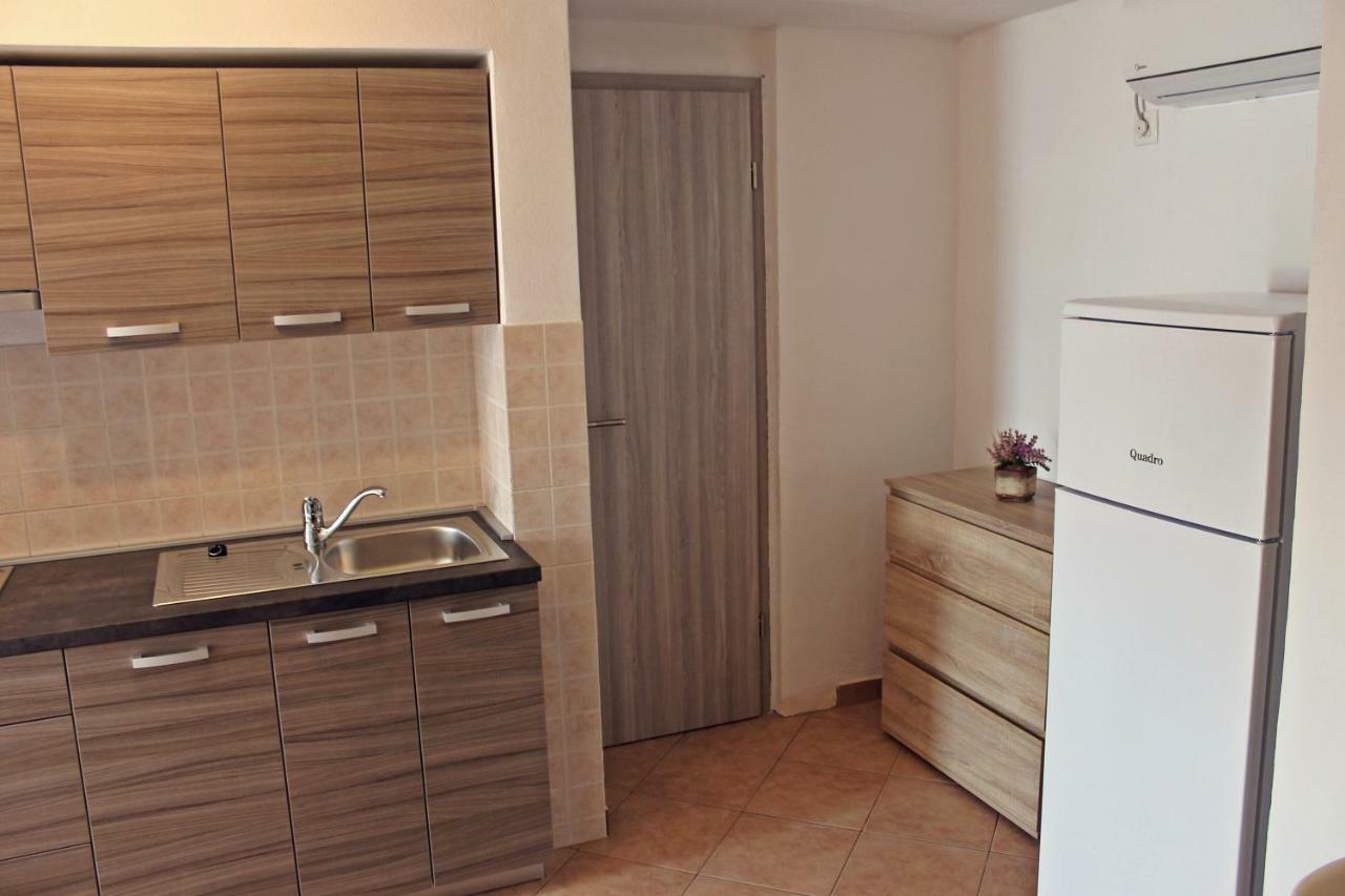 Apartment Ivana バスカ エクステリア 写真